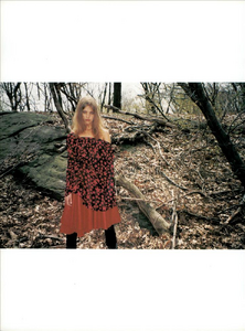 Richardson_Anna_Molinari_Fall_Winter_2001_02_03.thumb.png.b1c81d9edc4d457e56f11fbe711f036d.png