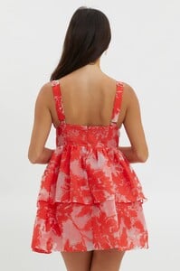 SLA1853_20RED-3_2000x3001.jpg