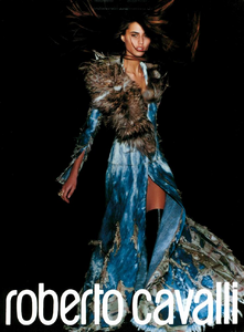 Testino_Roberto_Cavalli_Fall_Winter_2001_02_06.thumb.png.372dbc2f1c1d9541a39d094ab3eb882a.png