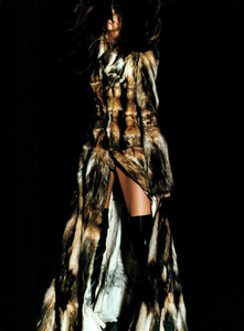 Testino_Roberto_Cavalli_Fall_Winter_2001_02_09.thumb.png.ebd8b6b0cac86e3adcfdbb527d574d54.png