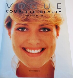 VogueUKCompleteBeautyGuide1982MelanieWillson.thumb.jpg.3342972bdfaab534347200e3aa2dacb3.jpg
