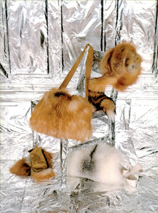 Walker_Blumarine_Fall_Winter_2001_02_11.thumb.png.84188731459a032e8bd7540a44f6a5ca.png
