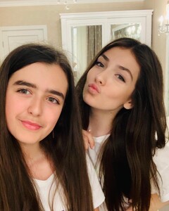 andreeabostanica-20190514_231850-3694536060.jpg