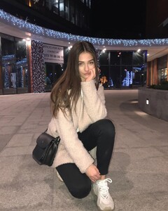 andreeabostanica-20191207_212652-1263871101.jpg