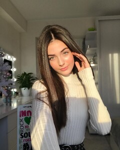 andreeabostanica-20191222_200720-2448647351.jpg