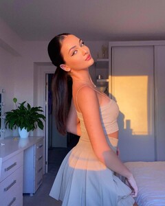 andreeabostanica-20211120_202527-2109747800.jpg