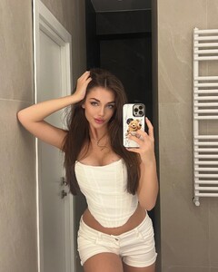 andreeabostanica-20220705_211414-3030341802.jpg