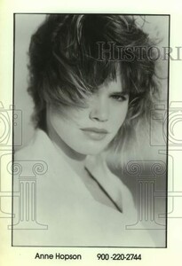 anne.thumb.jpg.79a35e9e7ea0b4a7a0b879ce7570dd76.jpg