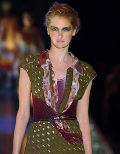brandis04fendi-AnnaNicoll.thumb.jpg.765885d4d4c49c0b0383628b038fae3c.jpg