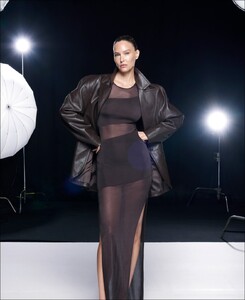 castrofashion_469488532_18476866003036785_5777749286319090083_n.thumb.jpg.5cec7a0520f98cb28f0293c89d1e6a67.jpg