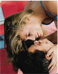 cosmo ru april 2000 2.jpg
