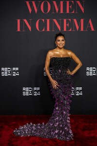 eva-longoria-at-women-in-cinema-gala-in-jeddah-12-06-2024-0.jpg