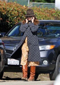 eva-mendes-out-and-about-in-santa-barbara-01-25-2024-4.jpg