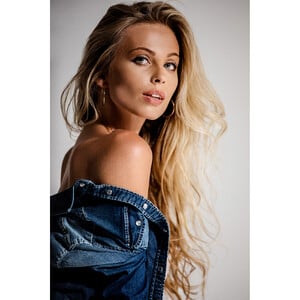 fiftyfourjeans_118274832_911542813010808_4881420222108056913_n.jpg