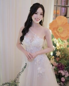 hedy_hoiyi_465145929_1070341781456573_4980209582263876698_n.jpg