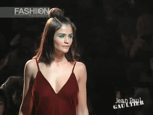 helena6.thumb.gif.4e51a36d40a422ba5ebdd9c36d091da2.gif