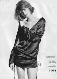 hugo elle russia october 2003 # 84 6.jpg