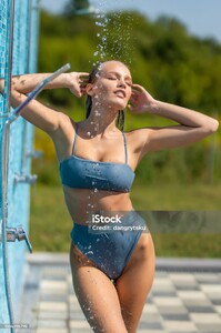 istockphoto-1304295795-2048x2048.jpg