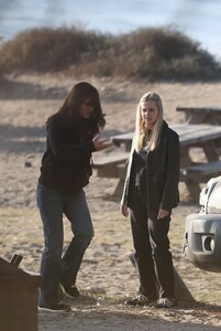jennifer-garner-and-angourie-rice-on-a-film-set-in-malibu-12-03-2024-5.thumb.jpg.60e36395ed6e70f17407d190bc2a7a55.jpg
