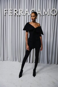 joan-smalls-at-ferragamo-show-at-milan-fashion-week-09-21-2024-0.jpg