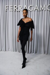 joan-smalls-at-ferragamo-show-at-milan-fashion-week-09-21-2024-4.jpg