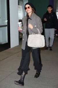 katie-holmes-stuns-in-chic-ensemble-while-strolling-through-new-york-12.17.2024-0.jpg