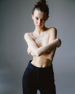 large_14_ksenia_v_main_book_d164167fdd.jpg