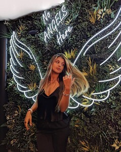 magdimc_97c6163534064daf9e87d3ad3bea2279.jpg