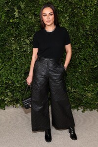 mila-kunis-at-academy-women-s-luncheon-presented-by-chanel-at-academy-museum-of-motion-pictures-in-los-angeles-12-10-2024-1.jpg