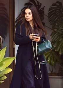 mila-kunis-leaves-a-restaurant-in-west-hollywood-12-12-2024-3.jpg