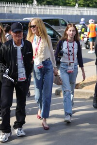 nicole-kidman-and-keith-urban-at-the-paris-2024-olympics-07-30-2024-2.jpg
