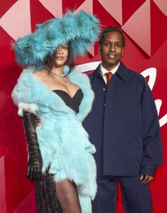 rihanna-and-asap-rocky-at-fashion-awards-2024-presented-by-pandora-at-royal-albert-hall-in-london-12-02-2024-3.jpg