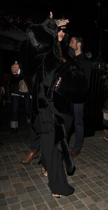 rihanna-and-asap-rocky-leaves-chiltern-firehouse-at-4am-in-london-12-03-2024-0.jpg