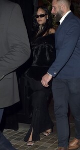 rihanna-and-asap-rocky-leaves-chiltern-firehouse-at-4am-in-london-12-03-2024-6.jpg