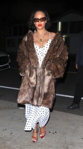 rihanna-out-for-a-late-night-dinner-at-giorgio-baldi-in-santa-monica-11-16-2024-0.jpg