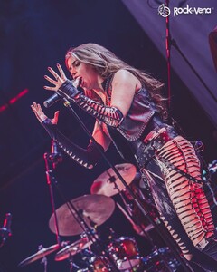 rockalavena.cl_e945e2cb98bb49a09837f7010934d6ca.jpg