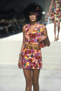 s97chanel-RTW-29-124.thumb.jpg.4252ed3e86f2b028758a5ff3f3bf2d1a.jpg