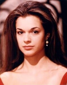 susan-anbeh(2).thumb.jpg.326e0c13c1a6947a42f06e9a174aea1a.jpg