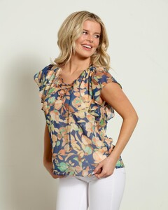 veronicamclothing_323714422_2753420134788670_1580430205835533057_n.jpg
