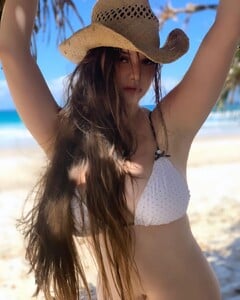 white bikini 16.jpg