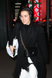 zoey-deutch-beams-arriving-at-our-town-broadway-show-in-nyc-12.19.2024-1.jpg