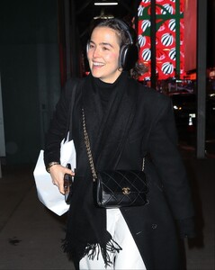 zoey-deutch-beams-arriving-at-our-town-broadway-show-in-nyc-12.19.2024-4.jpg