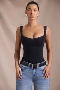 12891-Black_Tait_1.jpg