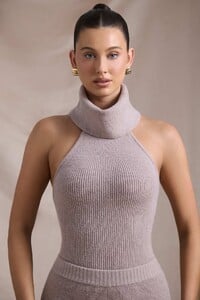 13166-Taupe_Sakari_1.jpg