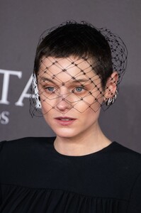 144.jpg