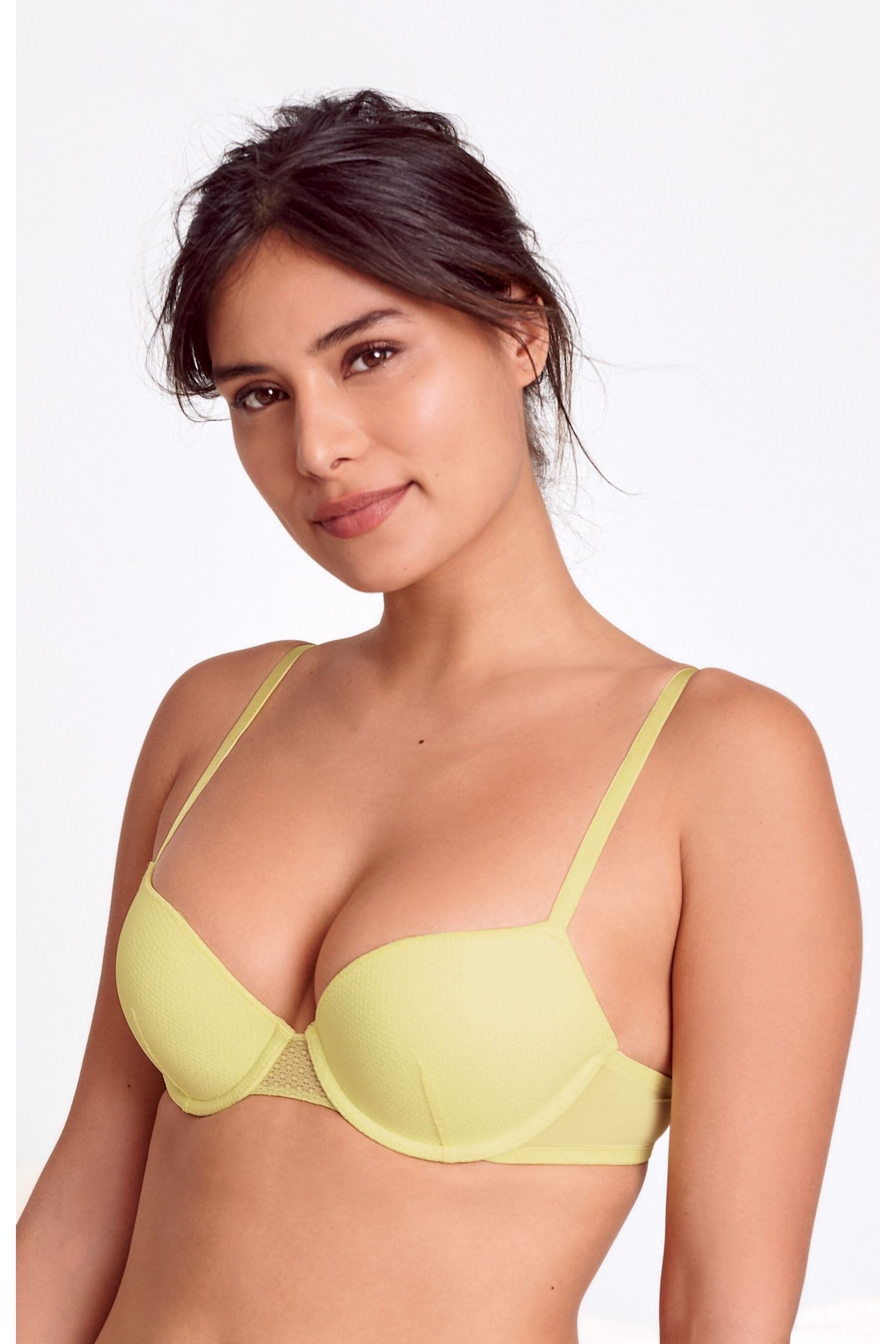 Who is this Zalando / Next / Dorina model?