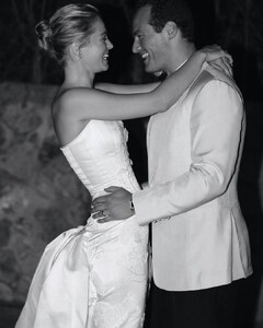 [2024.12.20] wedding_magazine_rus_470899012_18105107770460840_98869005556544659_n.jpg