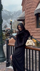 2024_12.22kelseymerritt_AQNecNpzR.thumb.jpg.671d760167d873633d12c8e6e5c74b71.jpg