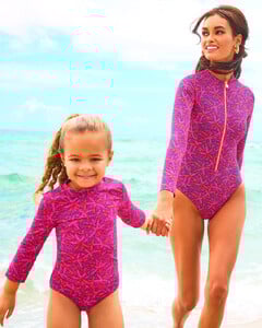 [2024.12.30] lillypulitzer_471552096_1015795440590528_9087945996607513064_n.jpg