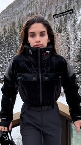 [2025.01.04] sarasampaio_472045620_18485473579058288_5316942251963884472_n.jpg